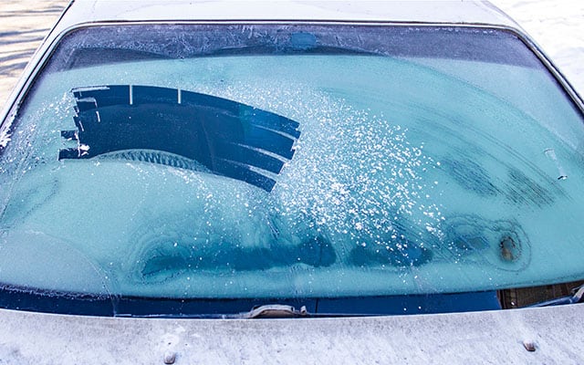 how to break a car window quietly